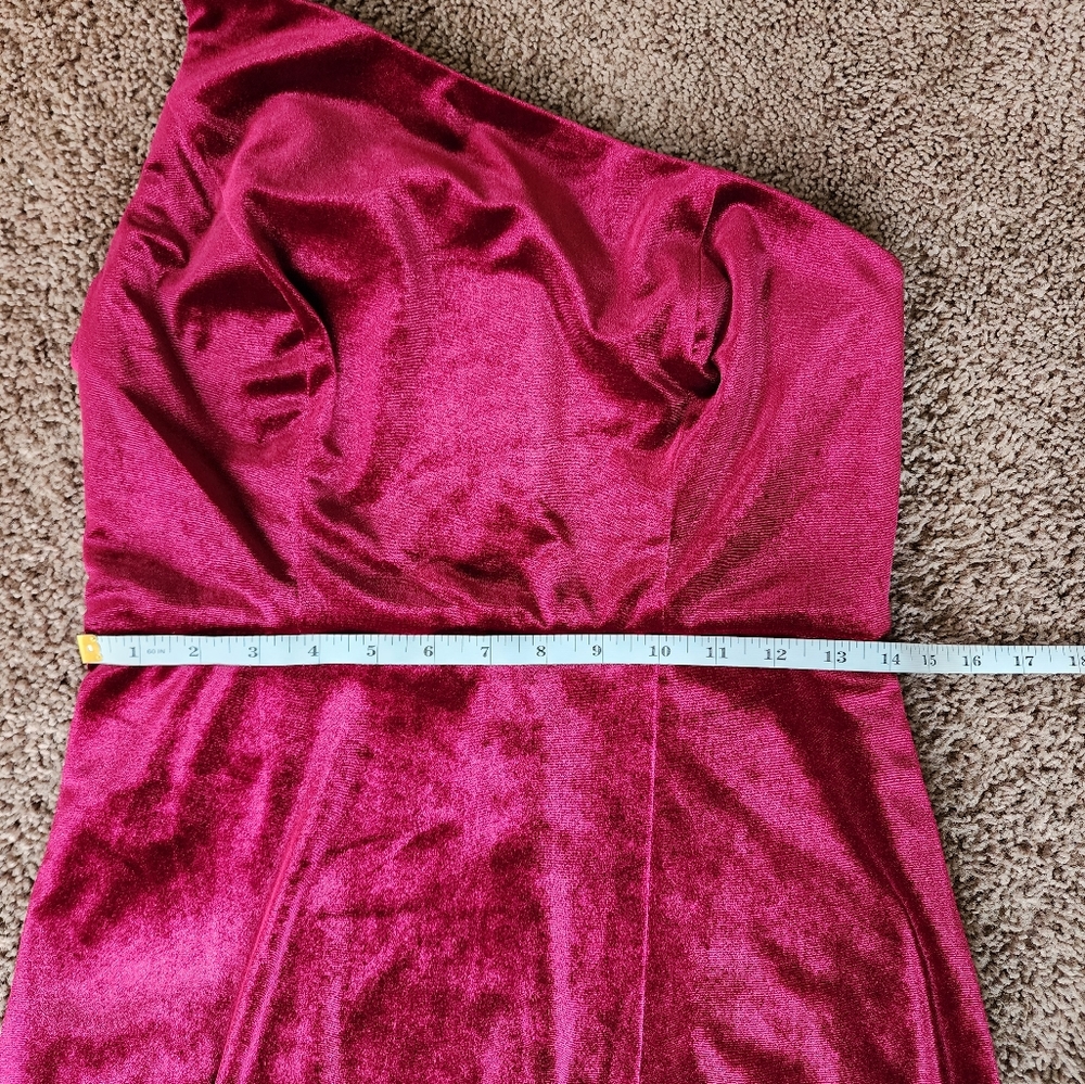 After Six One-Shoulder Spaghetti Strap Velvet Maxi Dress In Cabernet Size 10 NWT - Picture 8 of 10